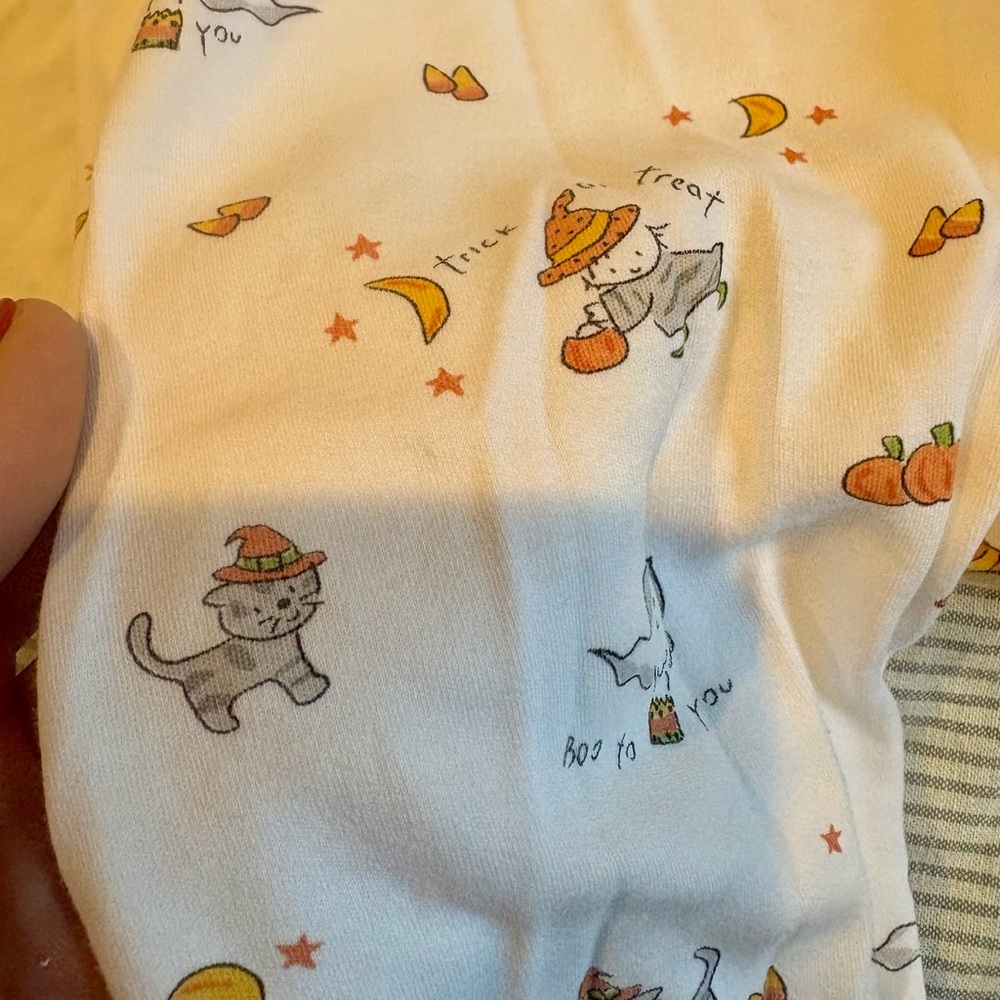 Kissy Kissy Kids Pajamas with Orange and White - Picture 3 of 5